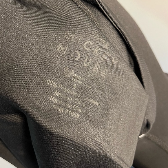 Mickey Mouse Jersey 🐭 🖤 - Picture 4 of 5